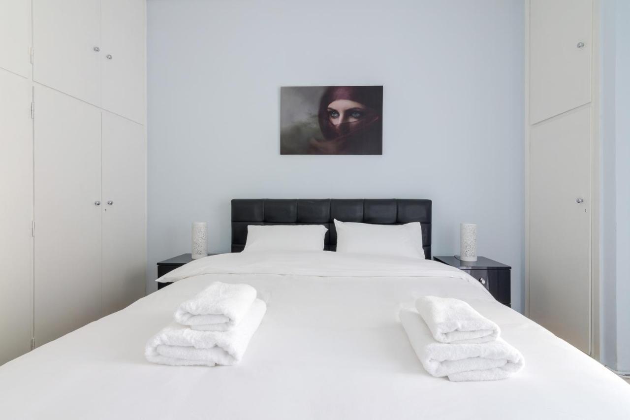 Spacious And Modern Flat For 4