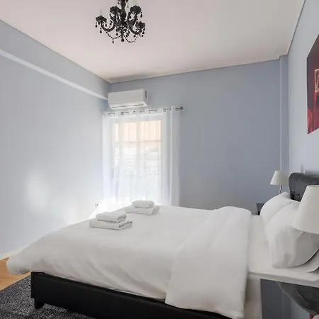 Spacious And Modern Flat For 4 Athens Exterior photo