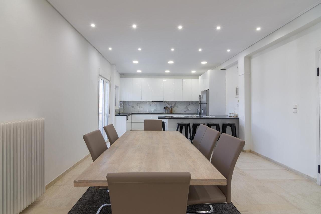 Spacious And Modern Flat For 4 *