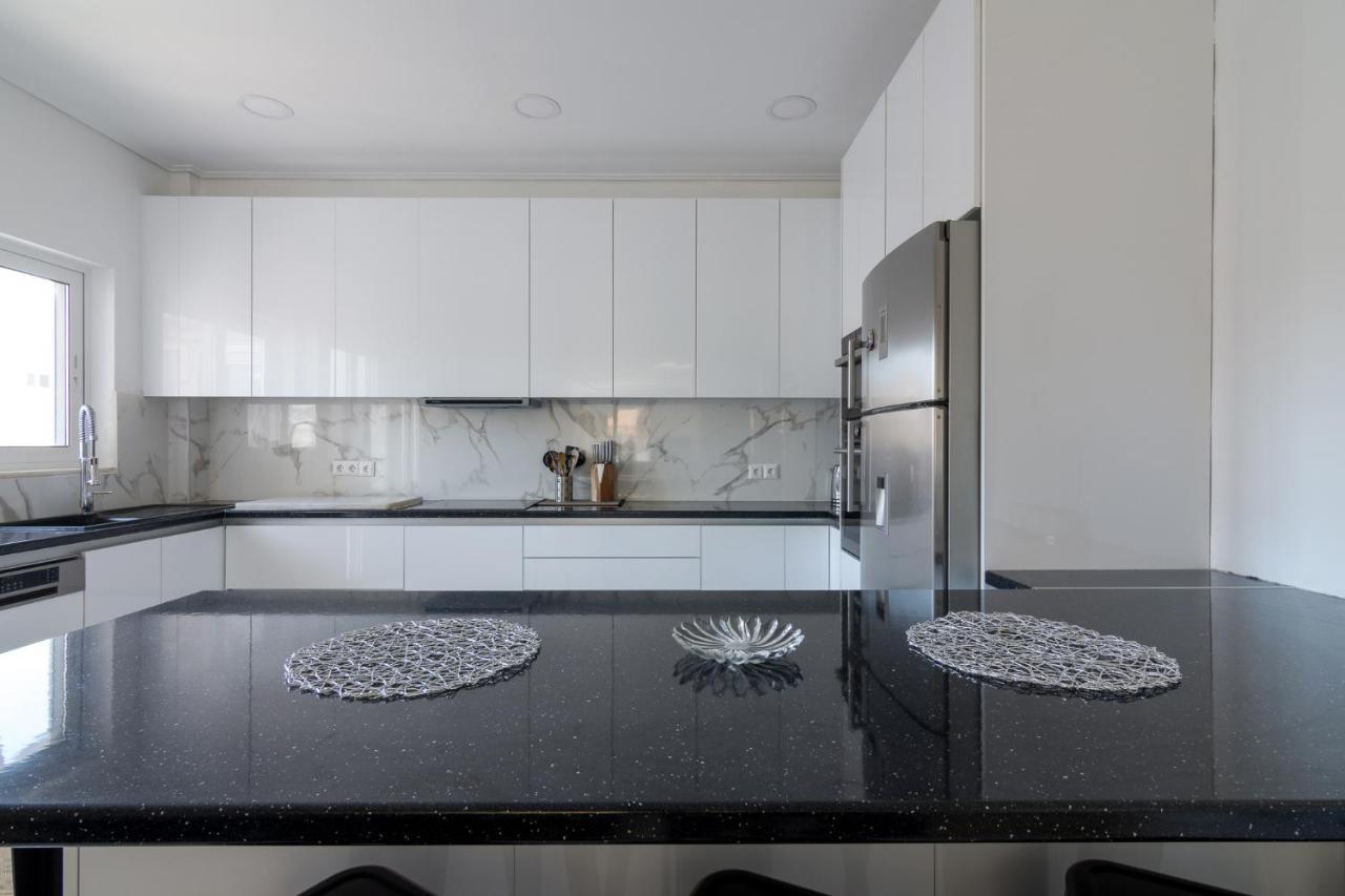 Spacious And Modern Flat For 4 Apartment
